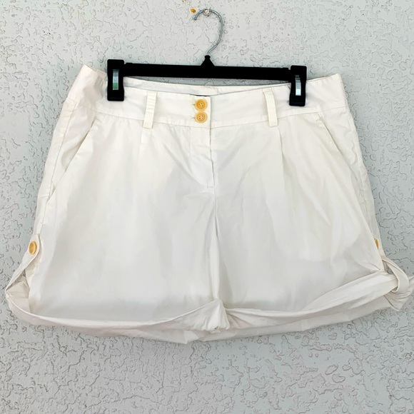 Theory white cuffed shorts size 10 - Picture 1 of 12